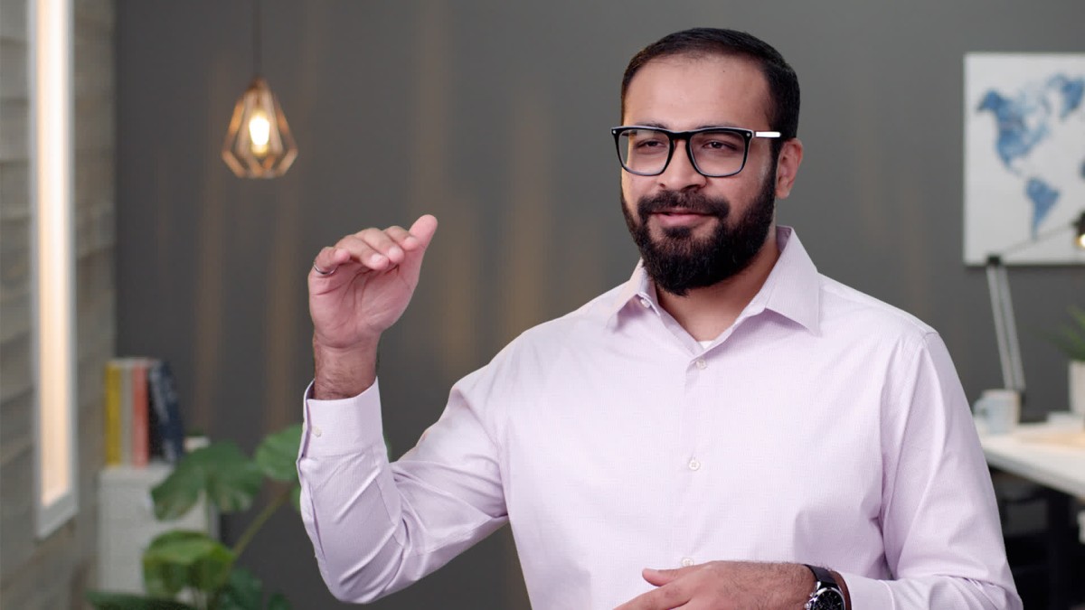 آشنایی با بانکهای اطلاعاتی وکتور AI بومی